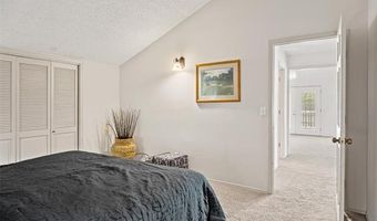 201 Clear Ridge Ct, Bartlesville, OK 74006
