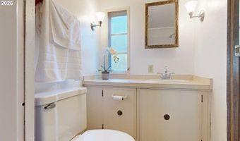 15931 OCEANVIEW Dr, Brookings, OR 97415