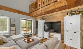 194 Hurricane Rd, Belmont, NH 03220
