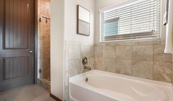 8700 Desert Finch Ln, Albuquerque, NM 87122