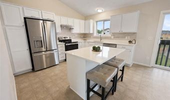 551 Knollwood St W, Annandale, MN 55302