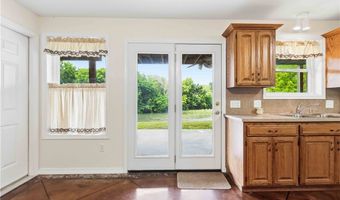 136 Riverview Dr, Anderson, MO 64831