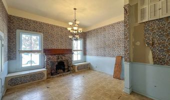 206 W Ave B, Alpine, TX 79830