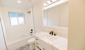 610 S 800 E, Centerville, UT 84014