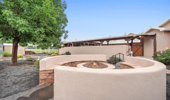 325 Braught Ln, Bosque Farms, NM 87068