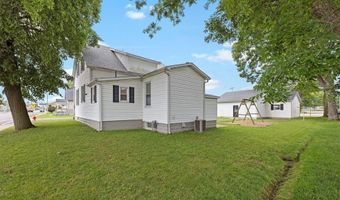 101 W Hendricks St, Albers, IL 62215