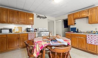 136 Duke St, East Greenwich, RI 02818