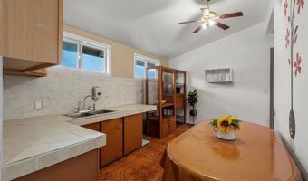 47 Nano St, Kahului, HI 96732