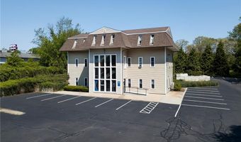 6828 Post Rd, North Kingstown, RI 02852