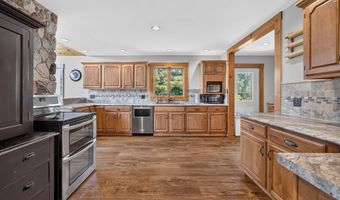 4042 5 Mile Point Rd, Allouez, MI 49805