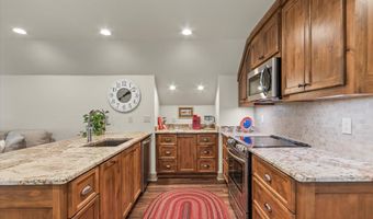 111 Appaloosa Dr, Albertville, AL 35951