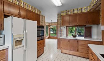 1102 Benton St, Anoka, MN 55303