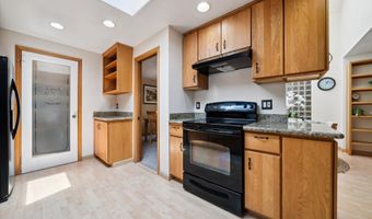 9985 SW TROTTER Pl, Beaverton, OR 97008