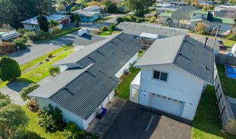 16281 CHAPMAN Ln, Brookings, OR 97415