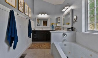 1070 Suzanne Dr, Angels Camp, CA 95222