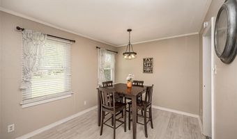 9305 Cloverhurst Dr, Affton, MO 63123