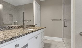 2518 E Doublegate Dr, Albany, GA 31721