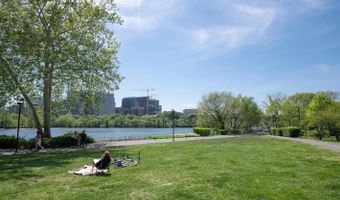 1008 PAPER MILL Ct NW #1008, Washington, DC 20007