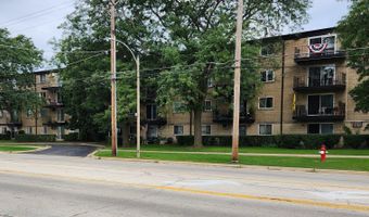 2424 E Oakton St 3C, Arlington Heights, IL 60004