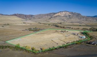 6 Bear Creek Rd, Cody, WY 82414