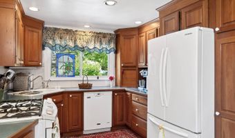 13134 Broadway St, Alden, NY 14004