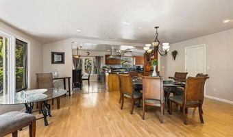 10880 Hess Dr, La Mesa, CA 91941