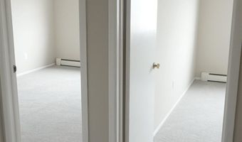 20 OAK St 2, Bayonne, NJ 07002