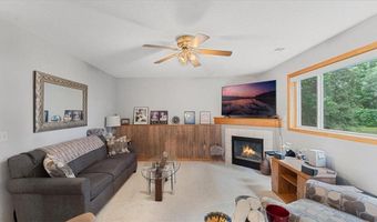 2682 Cutters Grove Cir, Anoka, MN 55303
