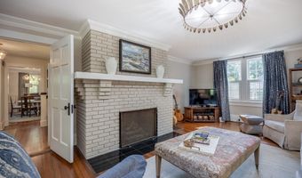 2012 Broad St, Camden, SC 29020
