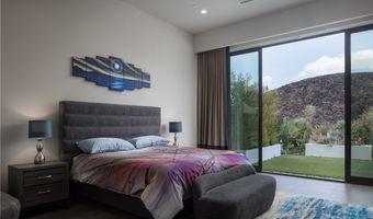 692 Scenic Cliff Dr, Henderson, NV 89012