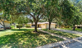 1306 Rose Dr, Alice, TX 78332