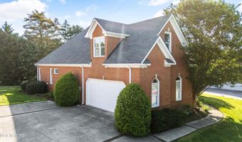 1614 Pinnacle Point Dr, Alcoa, TN 37701