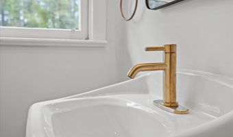 2100 W Main St, Bennettsville, SC 29512