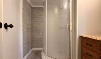 48 Bushey St, Ashland, ME 04732