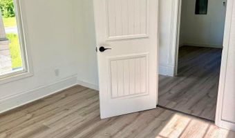 301 W High St, Alba, MO 64830