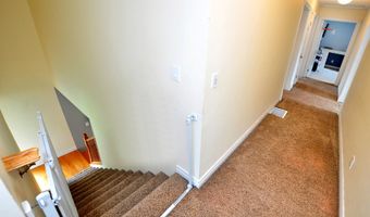 34 Chippenwood Ln, Bristol, CT 06010