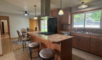 504 14th St NW, Austin, MN 55912