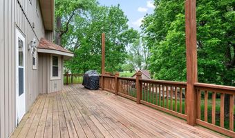 15120 Briarwood Dr, Basehor, KS 66007