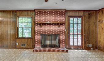 1534 Country Squire Ct, Decatur, GA 30033