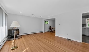 121 Ramsey Pl, Albany, NY 12209