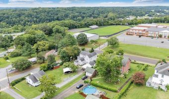 901 Bedford Ave, Altavista, VA 24517