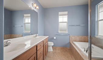35 Pakau Pl, Kahului, HI 96732