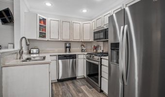 2408 GARNETT Dr, Alexandria, VA 22311
