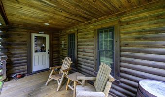 740 Log Cabin Rd, Arapahoe, NC 28510