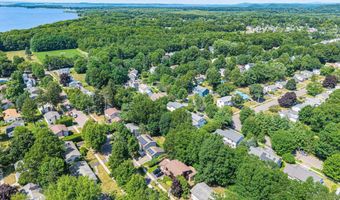 88 Pleasant Ave, Burlington, VT 05408