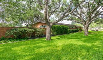 1821 Clare Dr, Alice, TX 78332