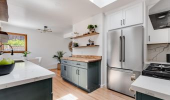 207 Kingsbury Dr, Aptos, CA 95003