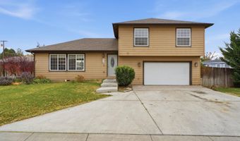 414 7th St, Benton City, WA 99320