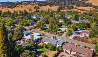 5668 Monte Verde Dr, Santa Rosa, CA 95409
