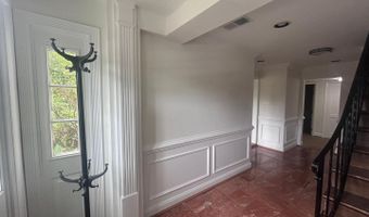 3653 38TH St N, Arlington, VA 22207